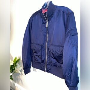 Women’s GAP Navy Blue Bomber Jacket Size M. Like New condition
